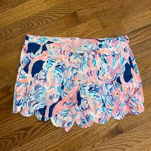 lilly pulitzer flamingo scalloped shorts